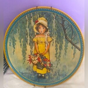 1986 Vintage Knowles Fine China plate number 17235 a limited edition of “Easter”